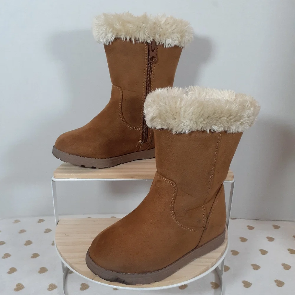 Cat & Jack Camel Suede Toddler Boots - Picture 3 of 6